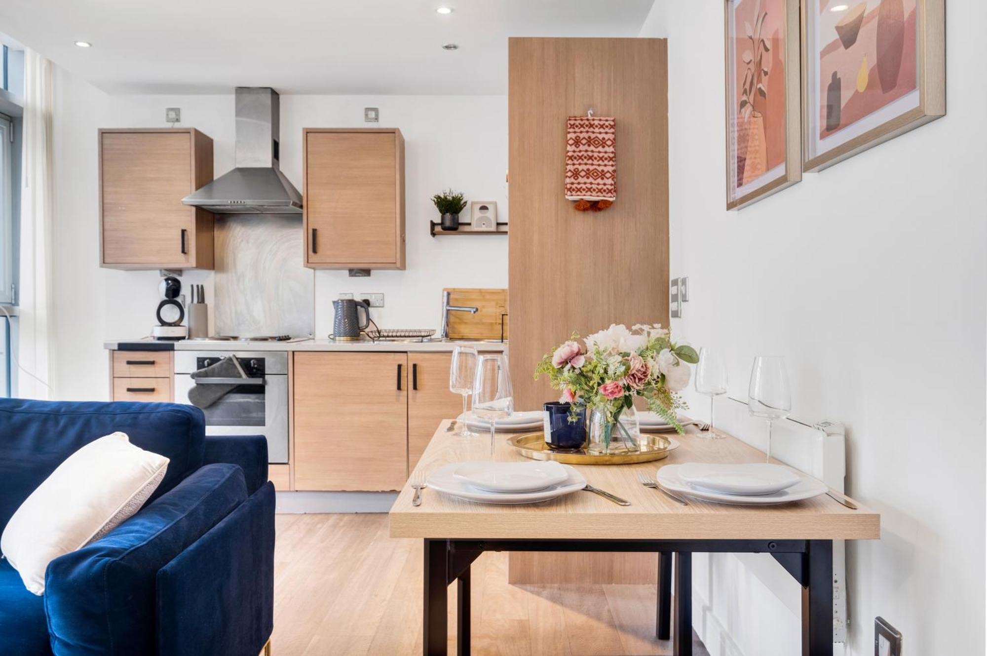 Ultra Stylish 2 Bedroom Apt Centrally Located Birmingham Exterior foto